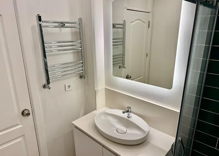 Nisantasi - Spacious And Modern Loft House * 伊斯坦布尔