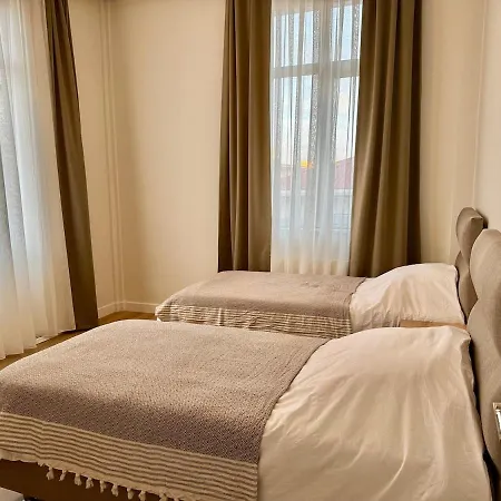 Nisantasi - Spacious And Modern Loft House Daire *